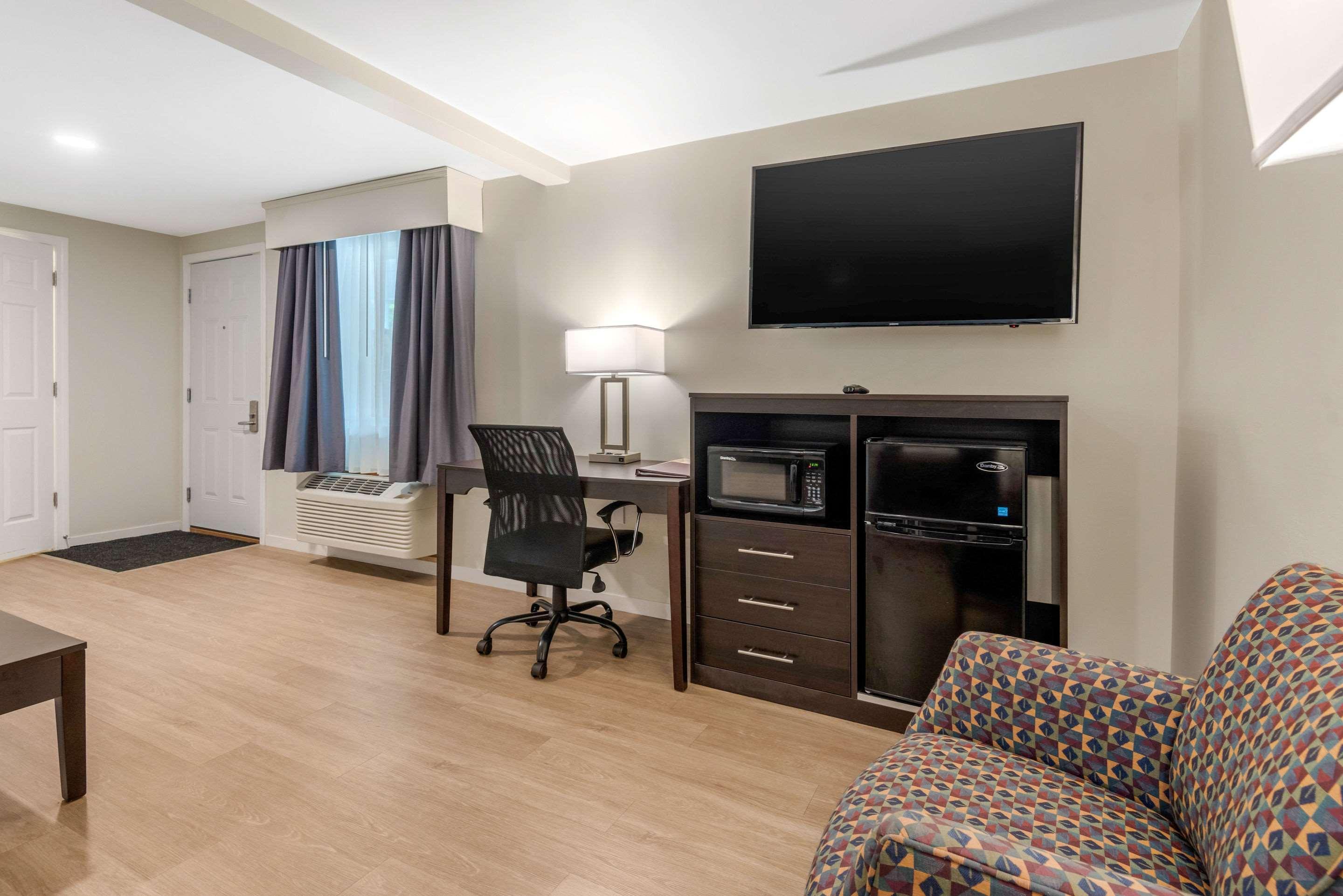 Quality Inn & Suites Линкольн Экстерьер фото